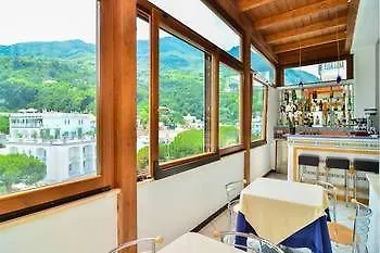 Terme Miramonte & Mare 호텔 카사밋쵸라테르메